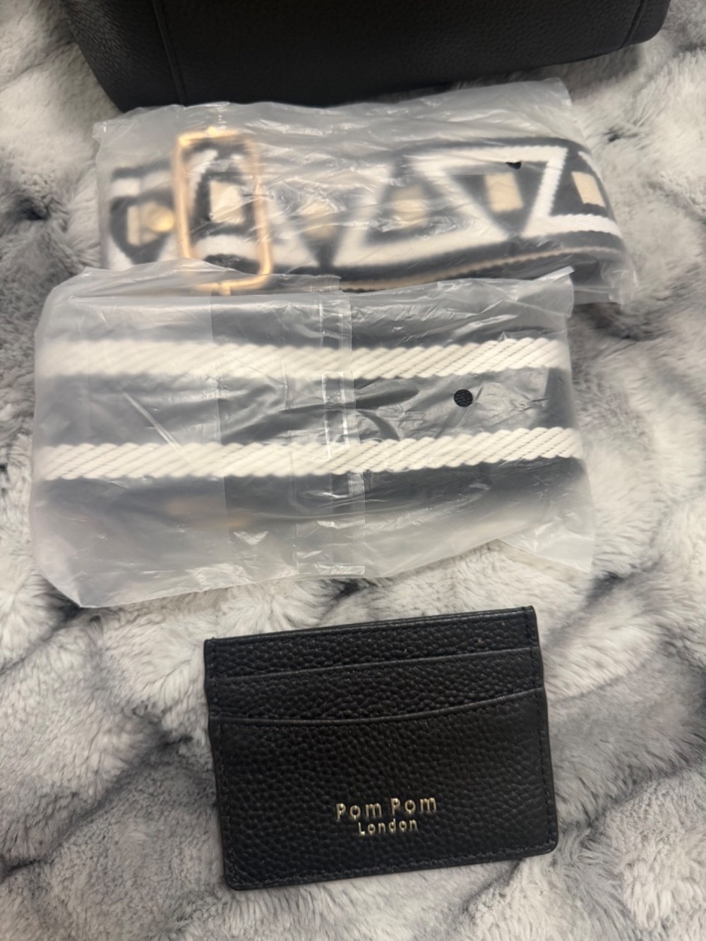Pom Pom London Mayfair Plus Leather Crossbody Bag - Picture 15 of 16